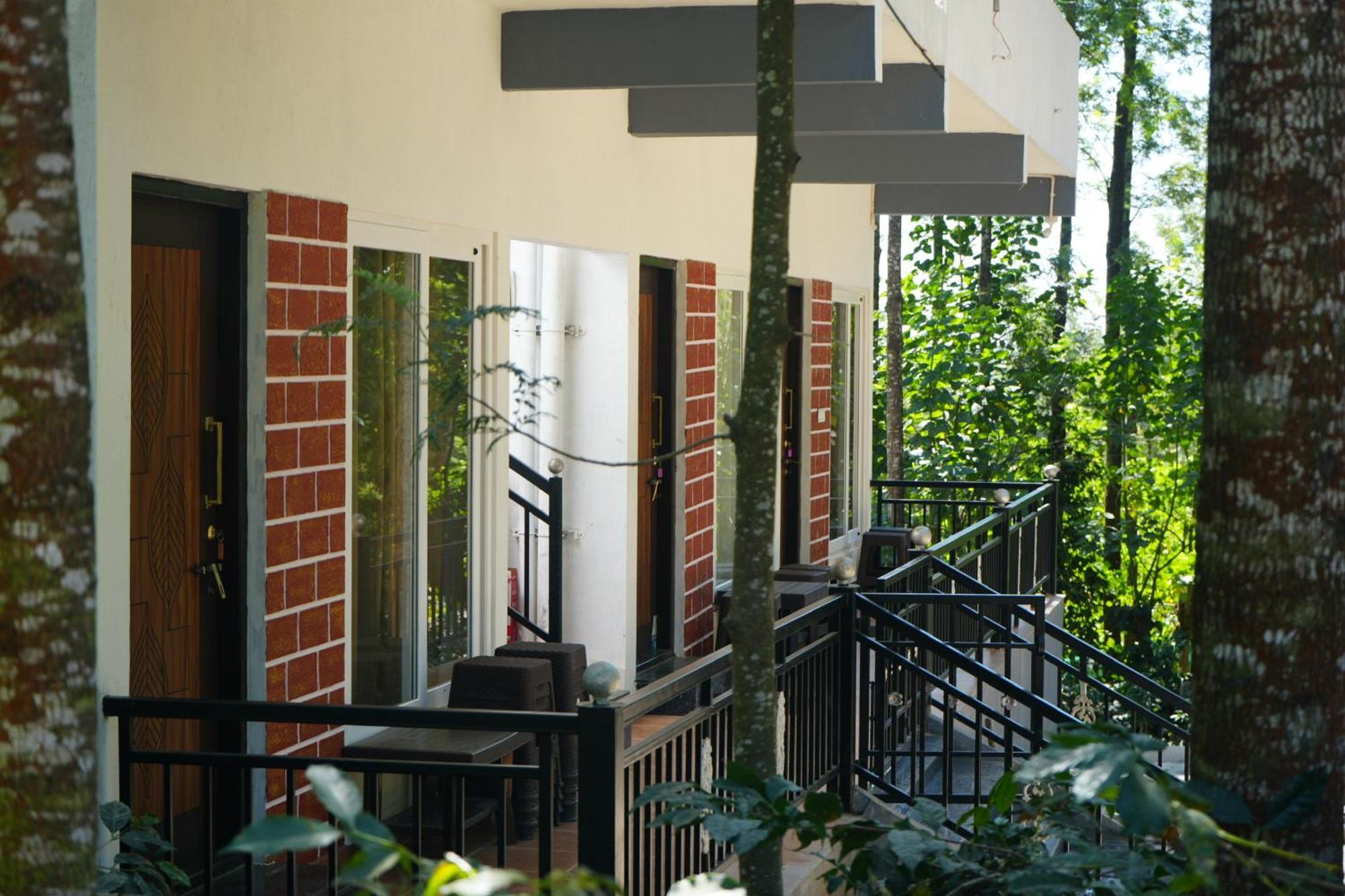 Silver Springs Homestay Chickmagalur Chikmagalūr Екстериор снимка